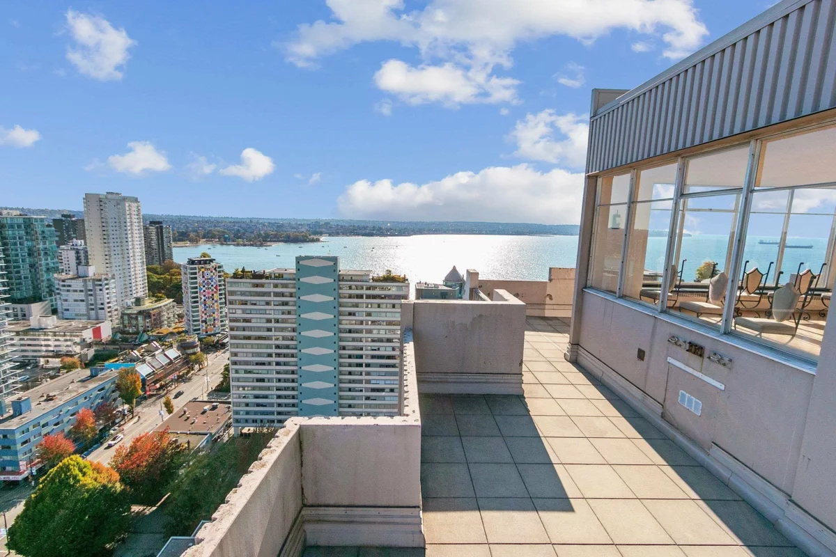 Hallway Photo of 2301 1850 Comox Street, Vancouver, BC