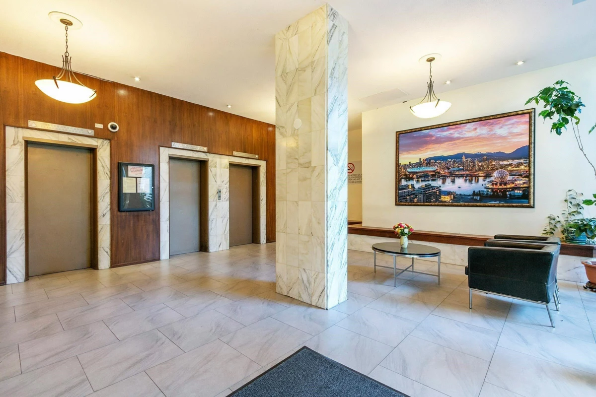 Laundry Room Photo of 2301 1850 Comox Street, Vancouver, BC