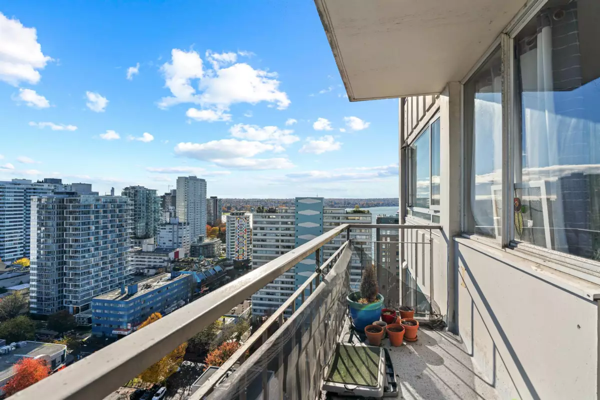 Primary Bathroom Photo of 2301 1850 Comox Street, Vancouver, BC