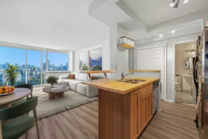 2301 1850 Comox Street, Vancouver, BC, Vancouver — Apartment/Condo for sale