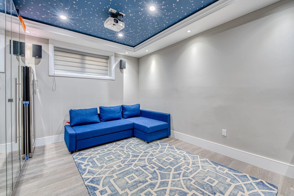 Front Yard Photo of 3537 W 18th Avenue, Vancouver, BC