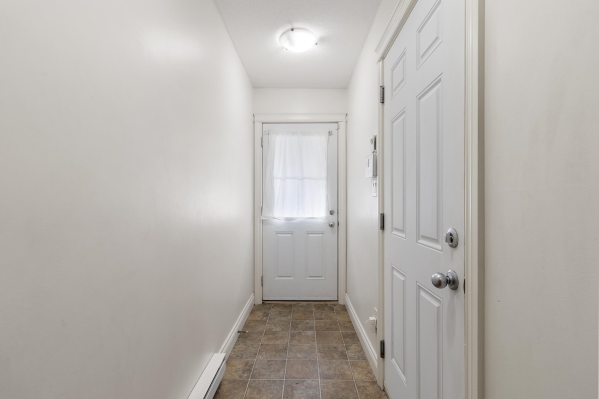 Basement Recreation Room Photo of 2 9140 Hazel Street, Chilliwack, BC