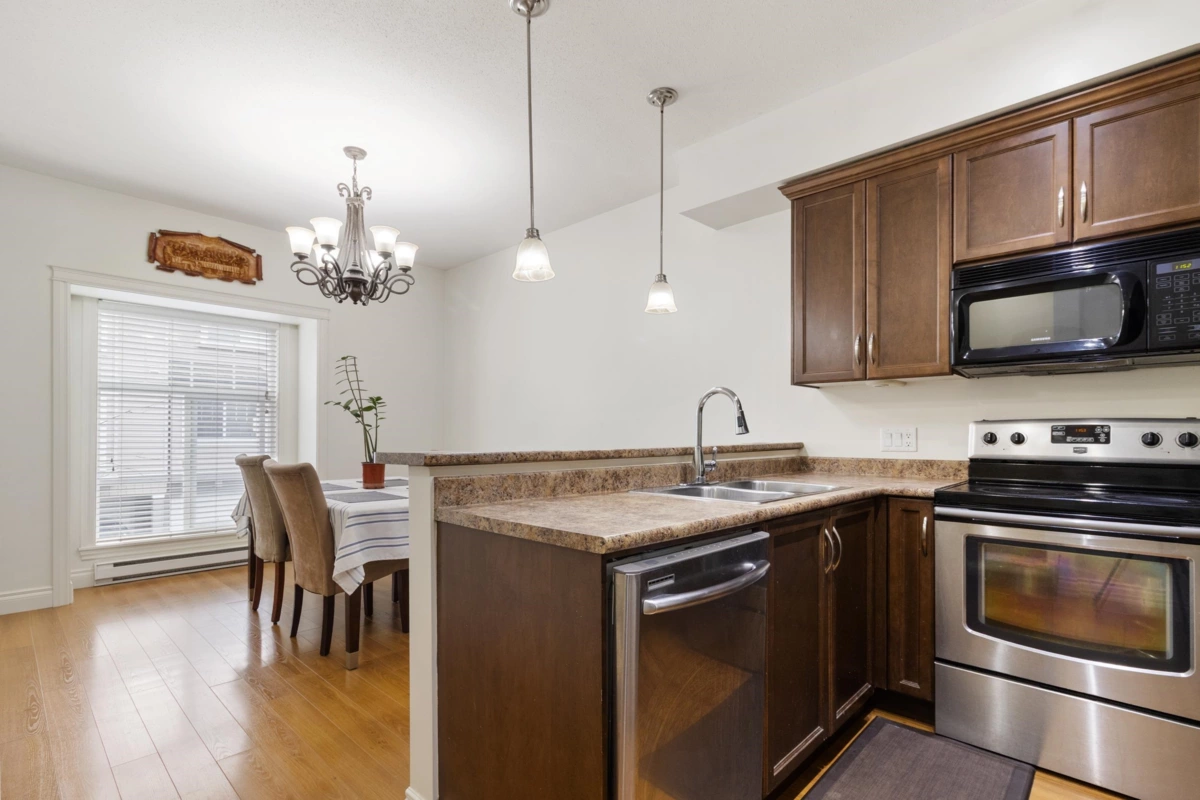Staircase Photo of 2 9140 Hazel Street, Chilliwack, BC