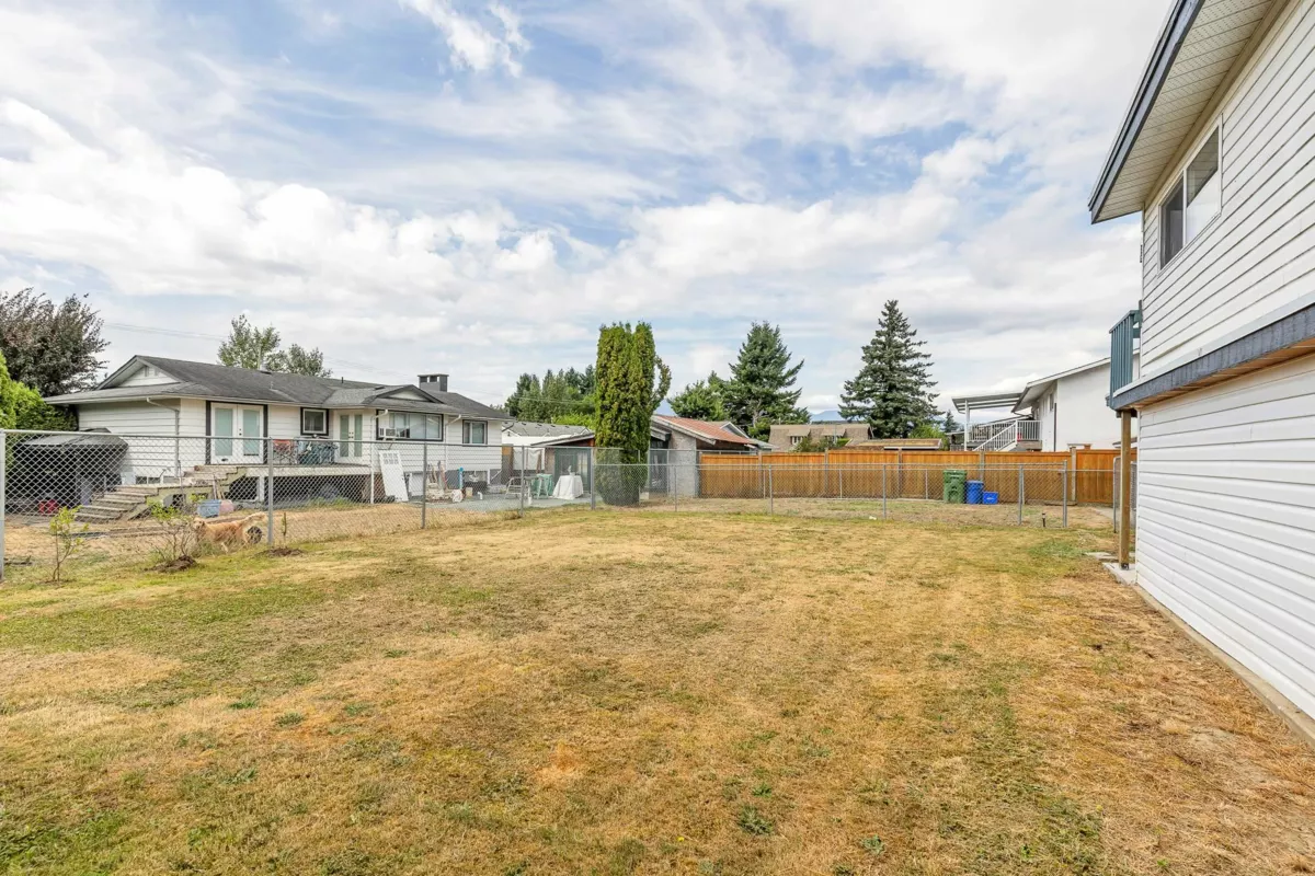 Fitness Center Photo Near 6423 Tyson Road, Chilliwack, BC