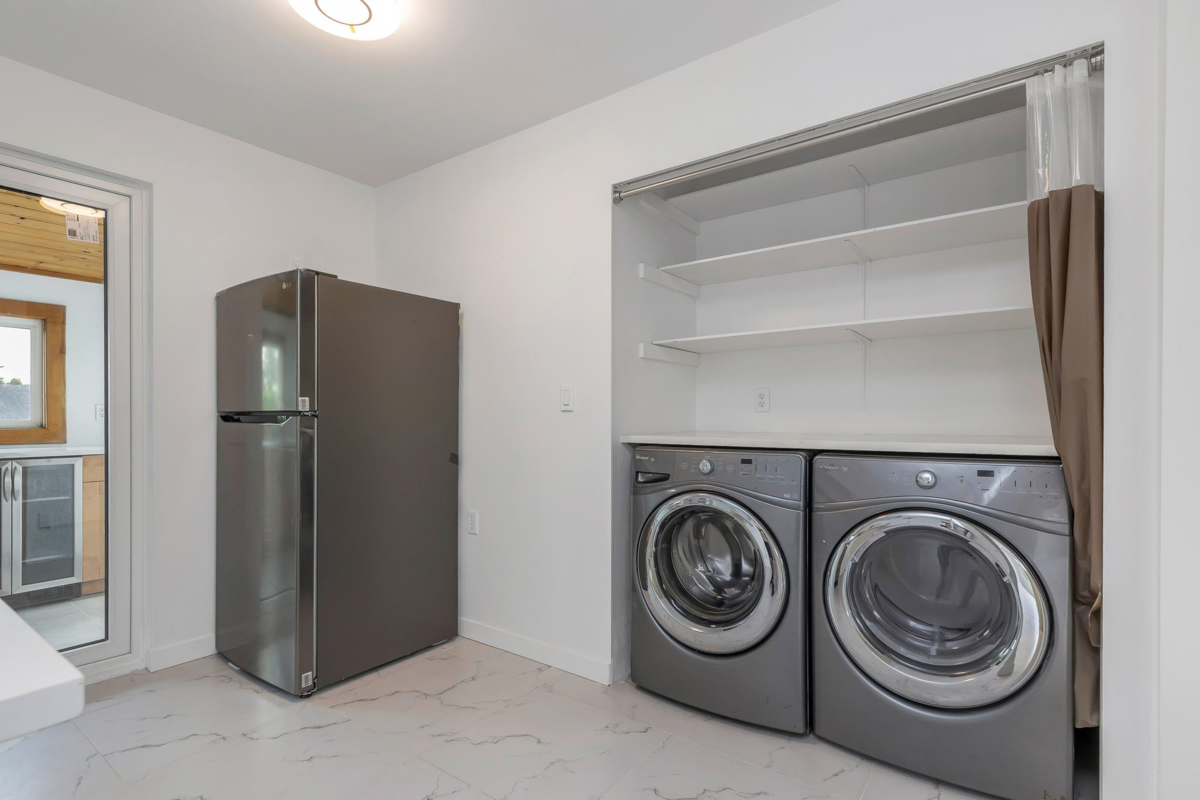 Primary Bathroom Photo of 6423 Tyson Road, Chilliwack, BC