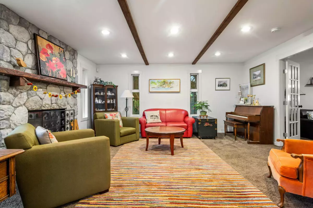 Bedroom 2 Photo of 23211 St Andrews Avenue, Langley, BC