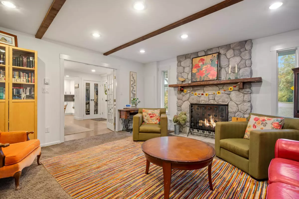 Bedroom 4 Photo of 23211 St Andrews Avenue, Langley, BC