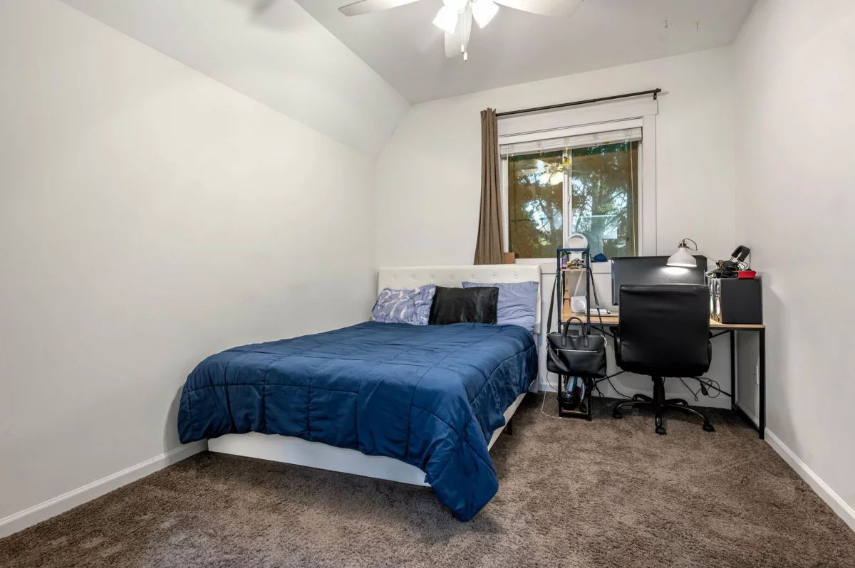 Front Yard Photo of 23211 St Andrews Avenue, Langley, BC