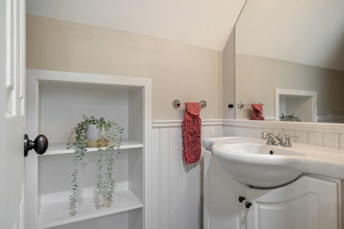 Hot Tub / Spa Photo of 23211 St Andrews Avenue, Langley, BC