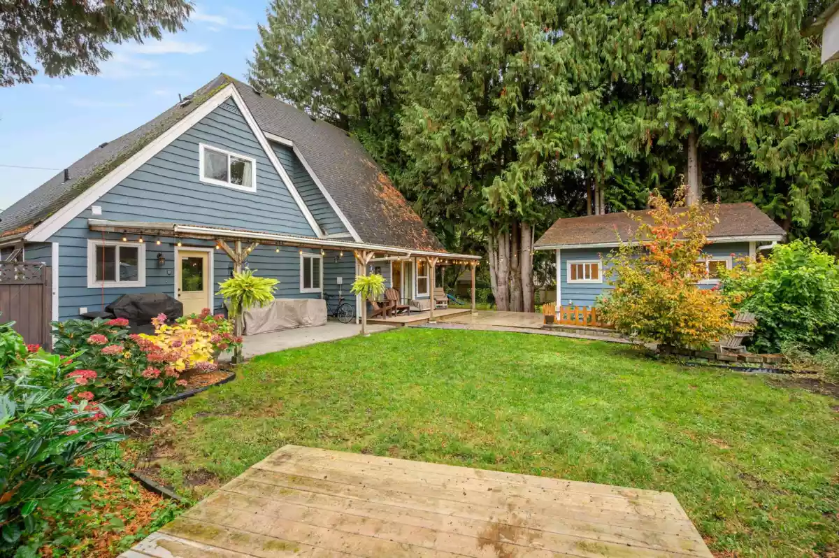 Neighborhood Park Photo Near 23211 St Andrews Avenue, Langley, BC