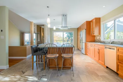 Breakfast Nook Photo of 73 Woodland Drive, Delta, BC
