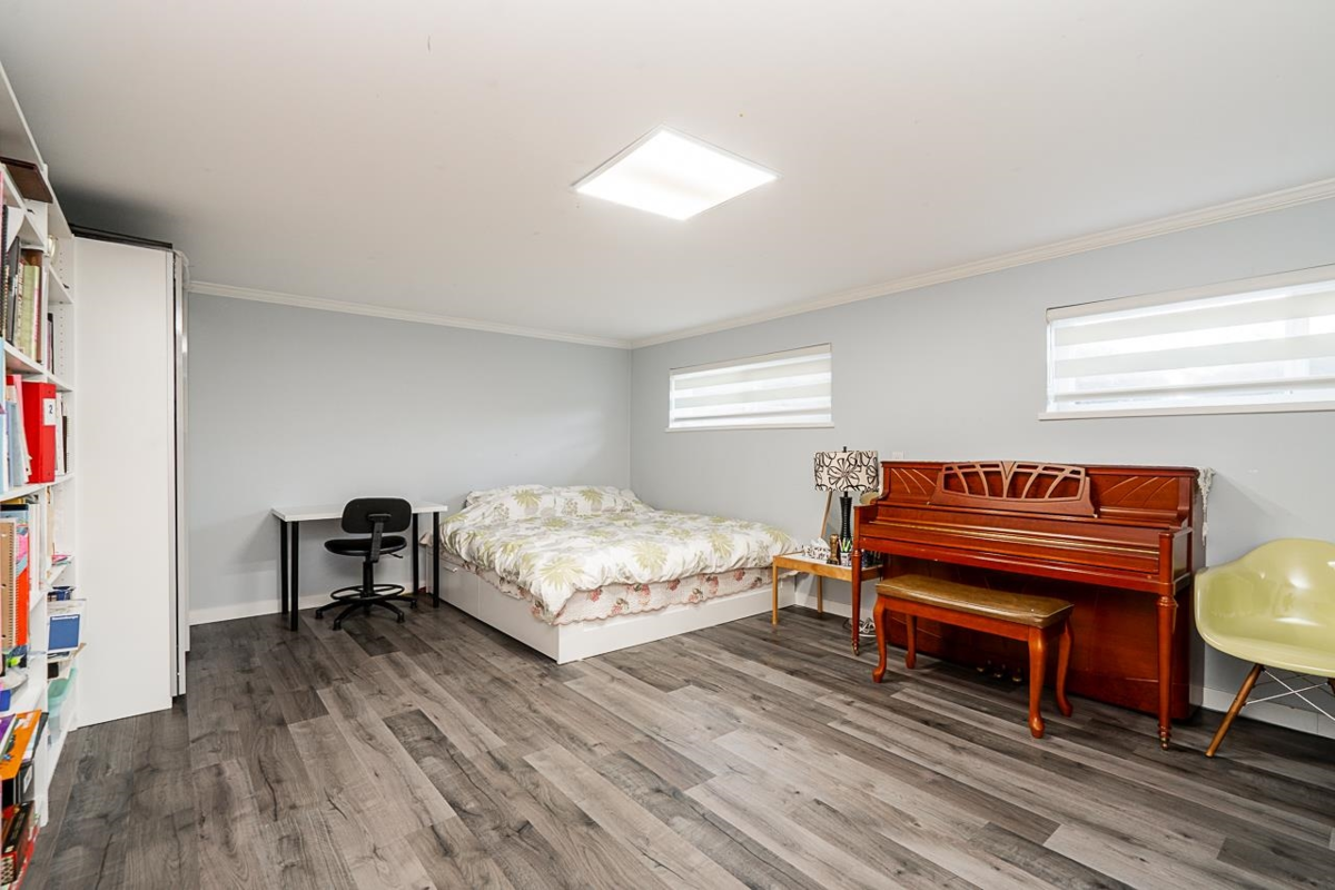 Basement Recreation Room Photo of 428 Midvale Street, Coquitlam, BC