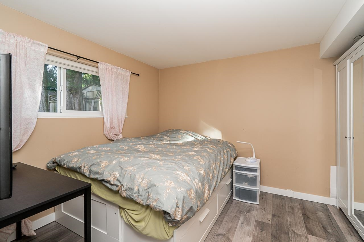 Hallway Photo of 428 Midvale Street, Coquitlam, BC