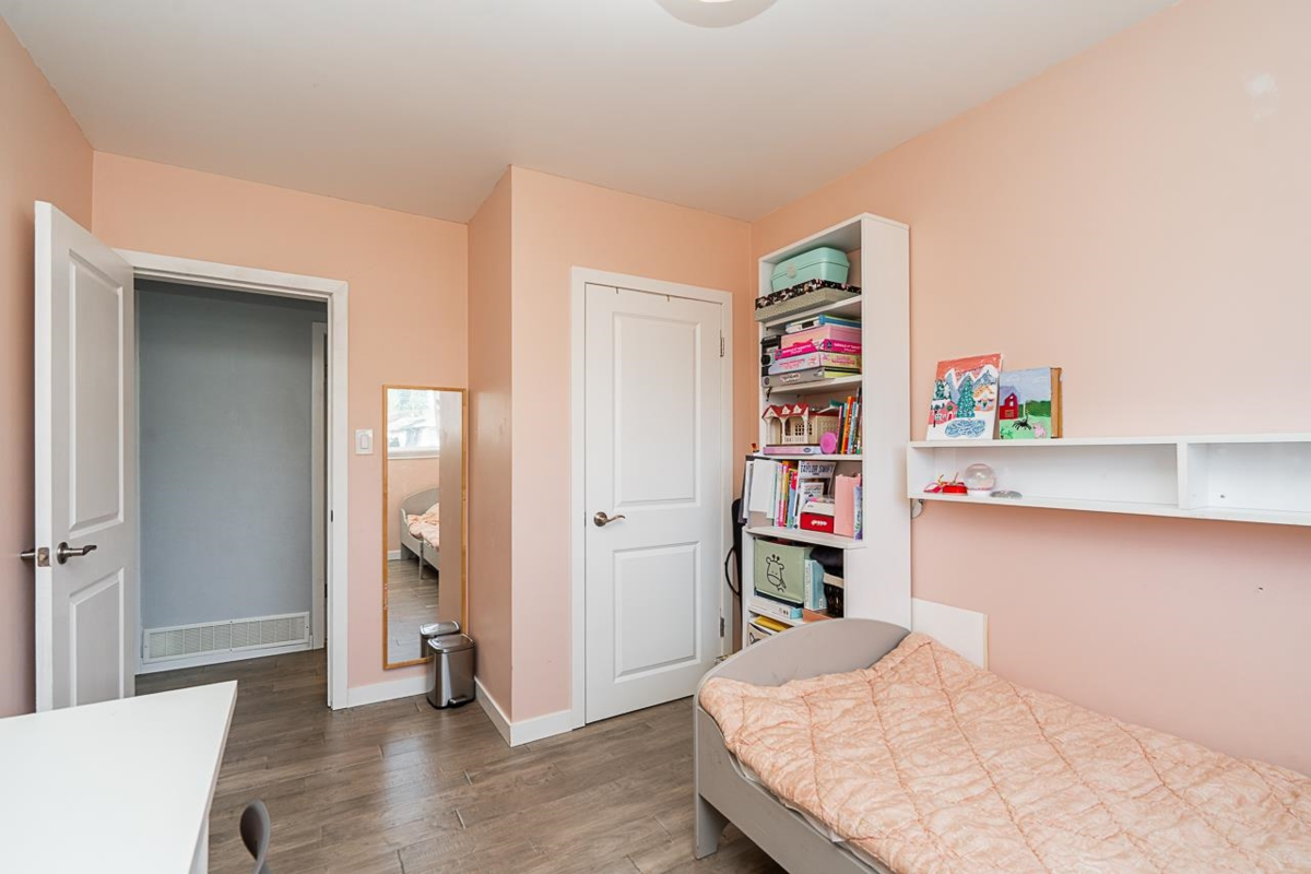 Powder Room Photo of 428 Midvale Street, Coquitlam, BC