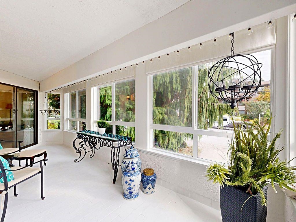 Bedroom 3 Photo of 106 1467 Martin Street, White Rock, BC