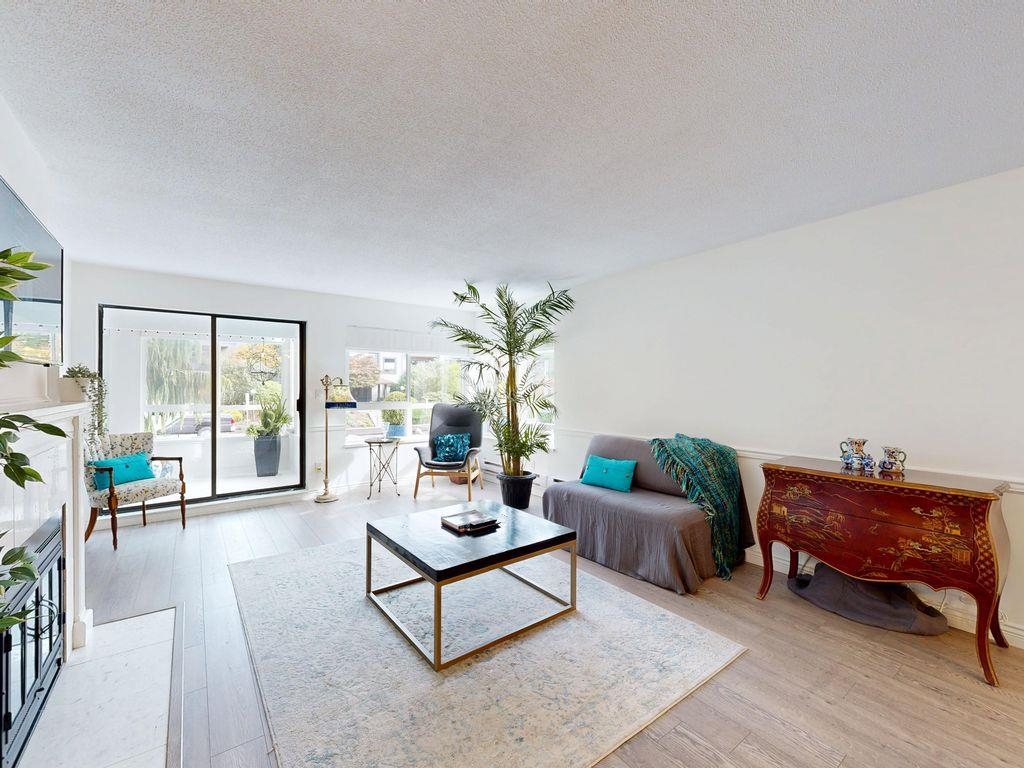Living Room Photo of 106 1467 Martin Street, White Rock, BC