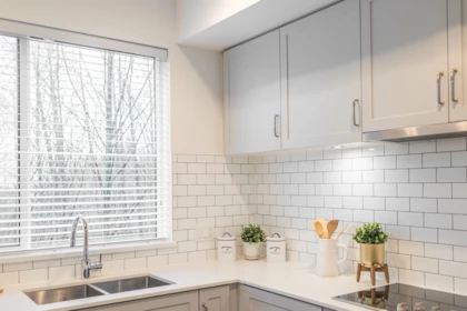 Kitchen Photo of 28 15775 Mountain View Drive, Surrey, BC