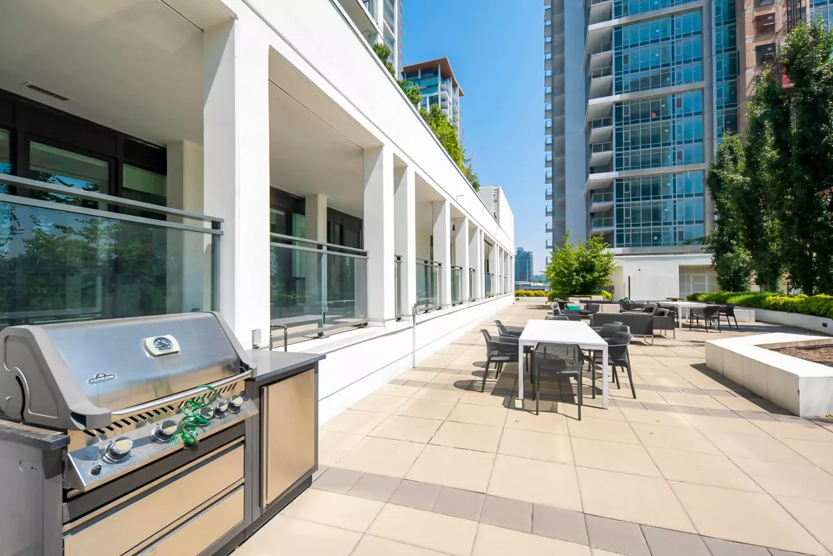 Hot Tub / Spa Photo of 2802 2378 Alpha Avenue, Burnaby, BC