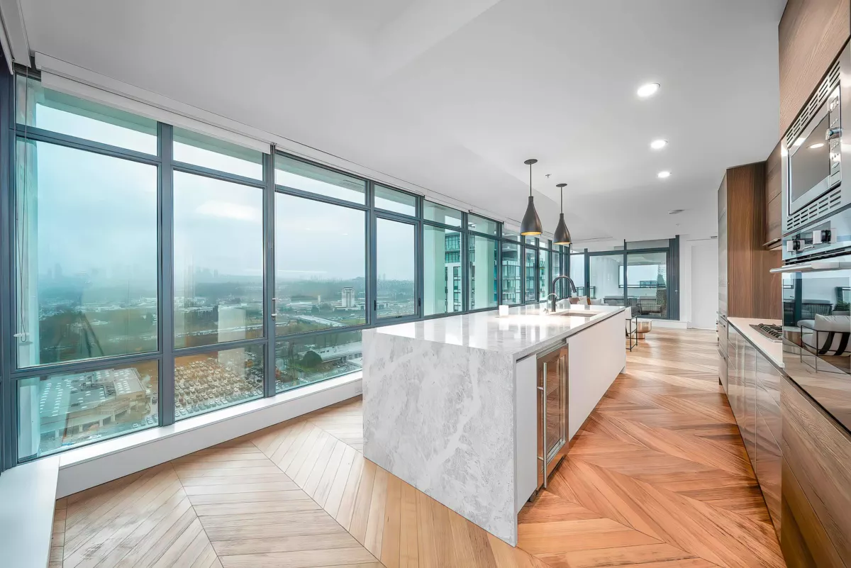 Kitchen Island Photo of 2802 2378 Alpha Avenue, Burnaby, BC