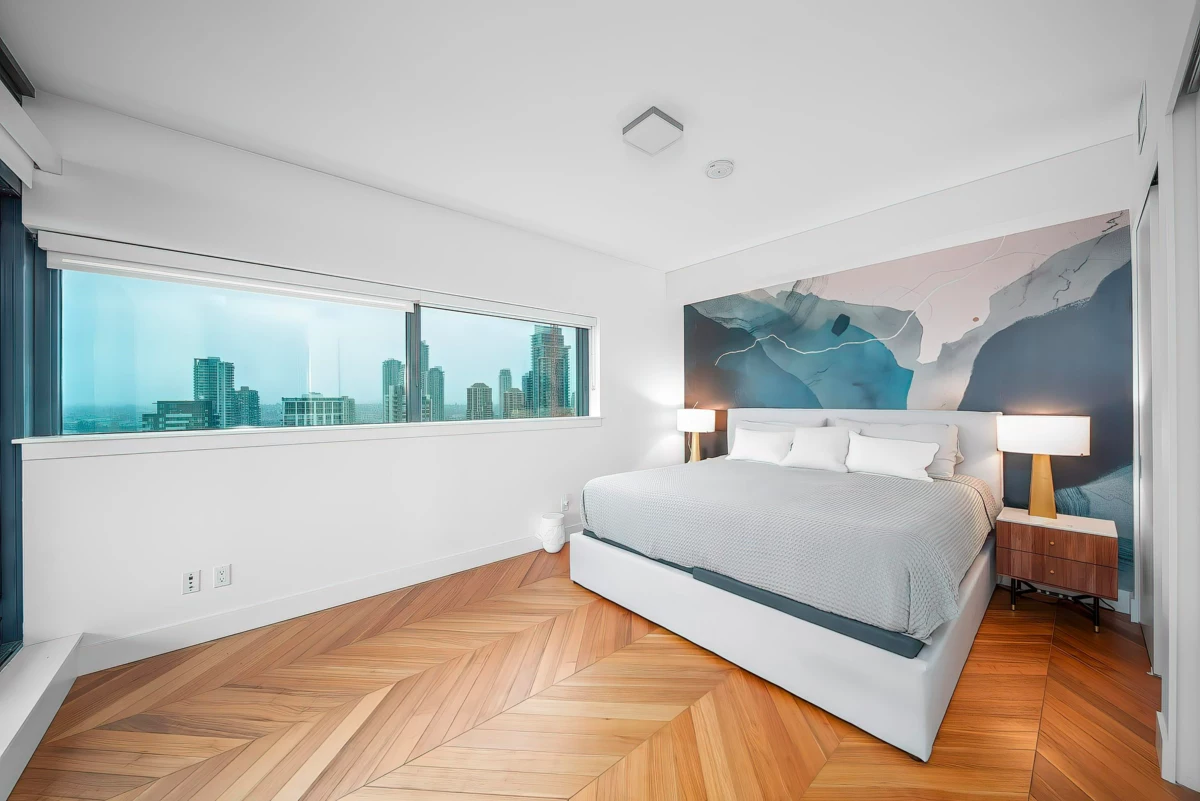 Walk-In Closet Photo of 2802 2378 Alpha Avenue, Burnaby, BC