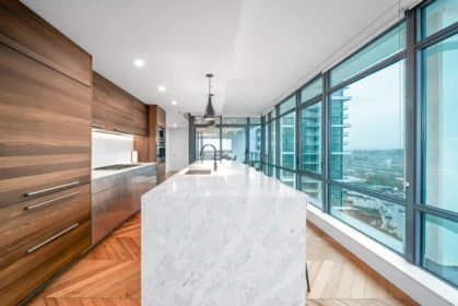 2802 2378 Alpha Avenue, Burnaby, BC