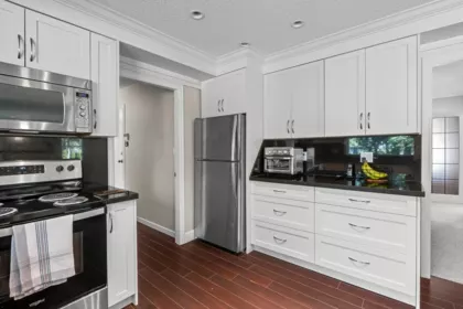Guest Bathroom Photo of 14273 26 Avenue, Surrey, BC