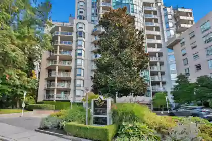 1405 1189 Eastwood Street, Coquitlam, BC, Coquitlam — Apartment/Condo for sale