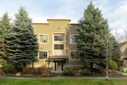 9 1447 Vine Road, Pemberton, BC, Pemberton — Apartment/Condo for sale