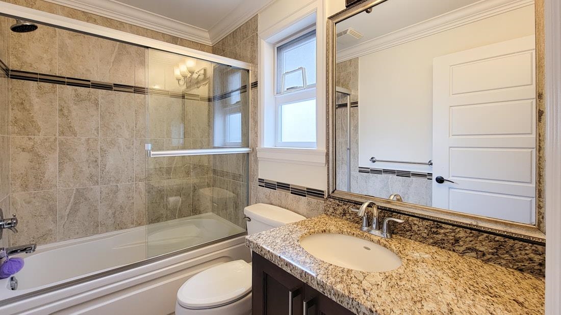 Staircase Photo of 5977 151 Street, Surrey, BC