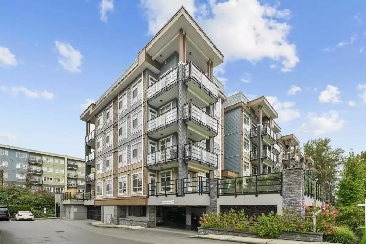 Basement Recreation Room Photo of 206 45562 Airport Road, Chilliwack, BC