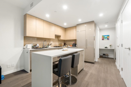 912 2108 Gilmore Avenue, Burnaby, BC