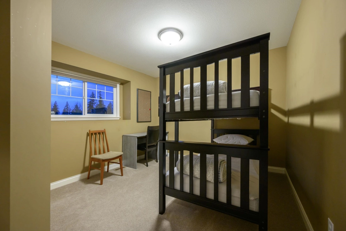 Basement Recreation Room Photo of 24270 Mcclure Drive, Maple Ridge, BC