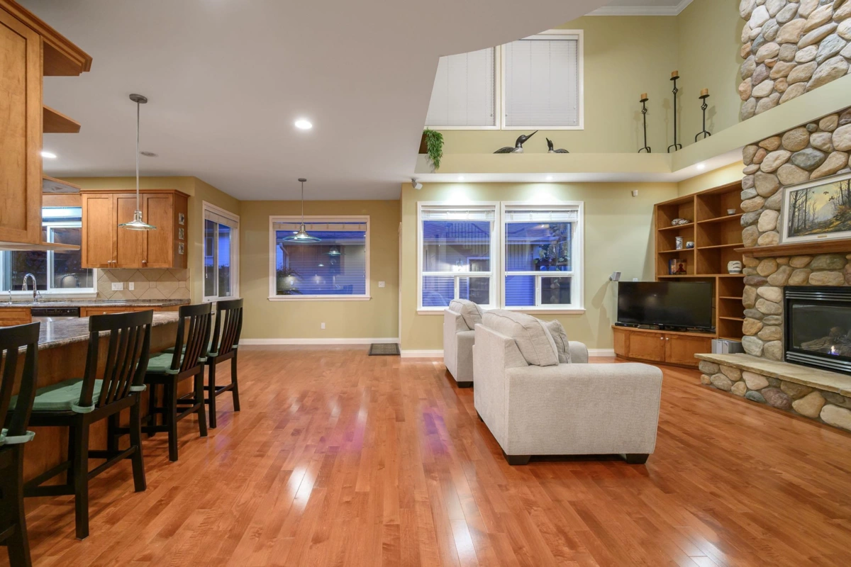 Dining Area Photo of 24270 Mcclure Drive, Maple Ridge, BC