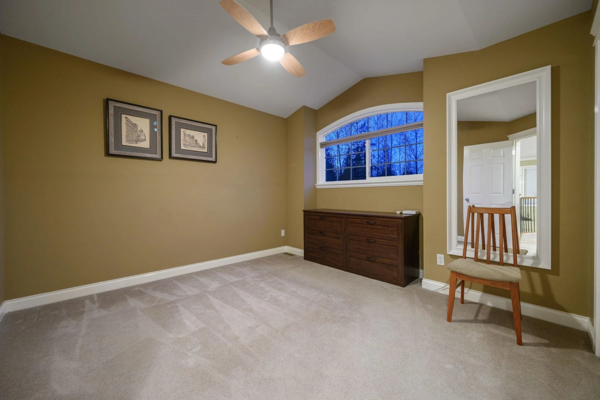 Entry Foyer Photo of 24270 Mcclure Drive, Maple Ridge, BC