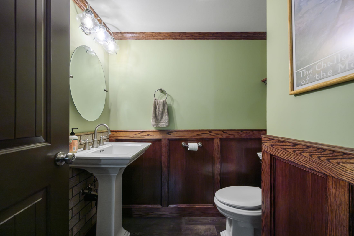 Garden / Landscaping Photo of 24270 Mcclure Drive, Maple Ridge, BC