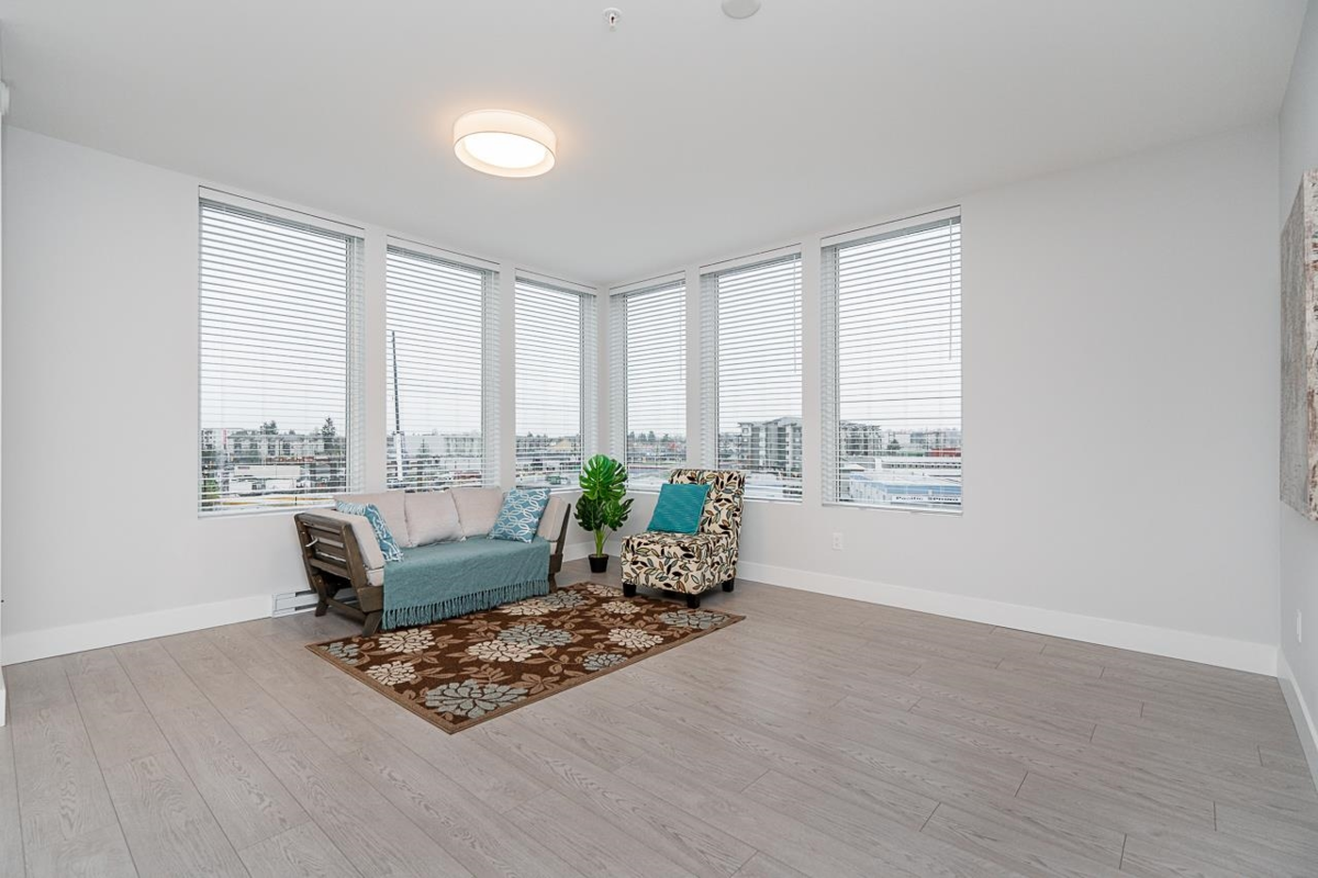 Breakfast Nook Photo of 421 20360 Logan Avenue, Langley, BC