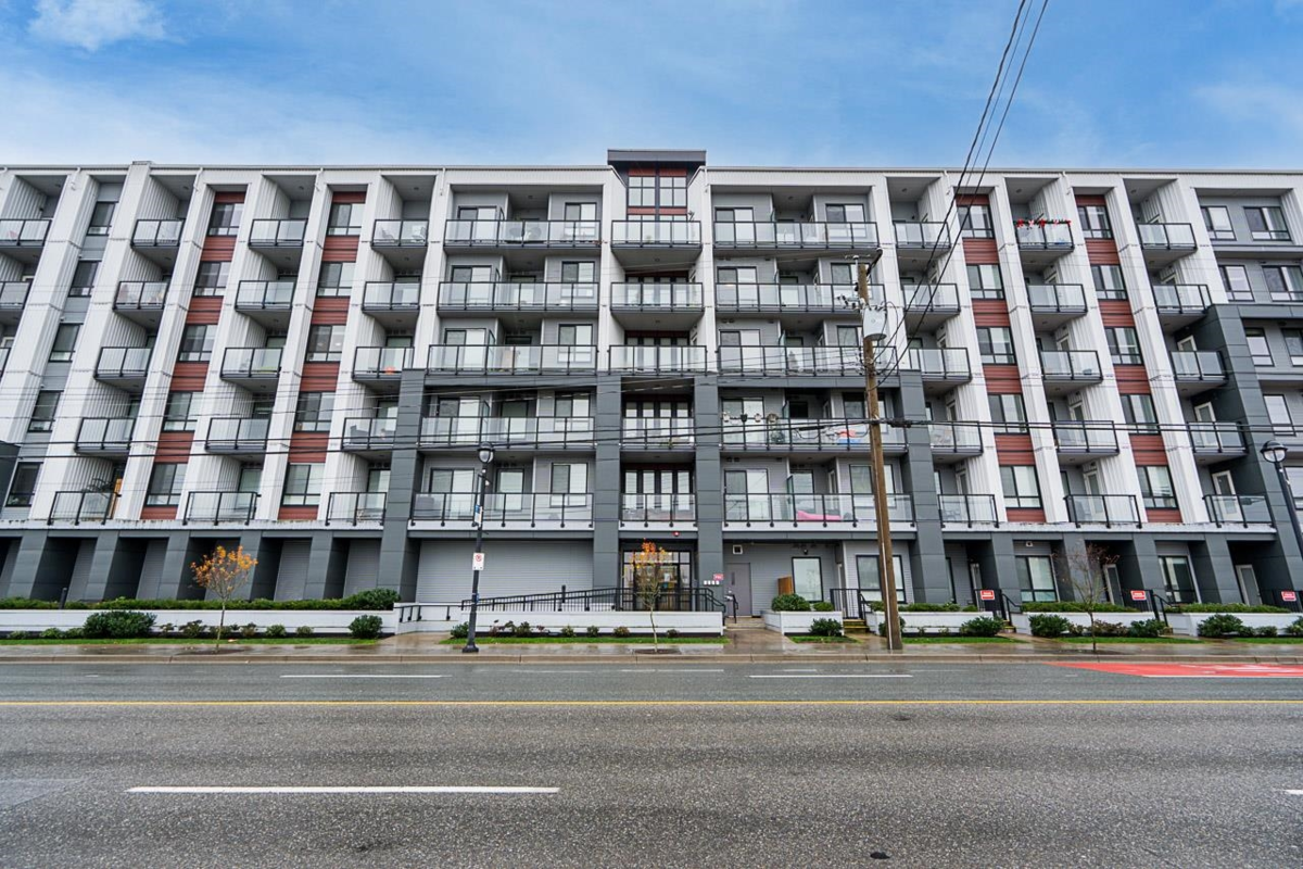 Fitness Center Photo Near 421 20360 Logan Avenue, Langley, BC