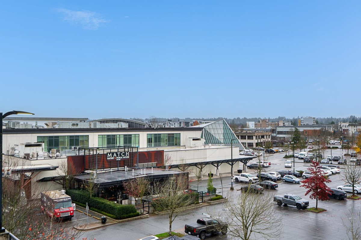 Front Yard Photo of 421 20360 Logan Avenue, Langley, BC