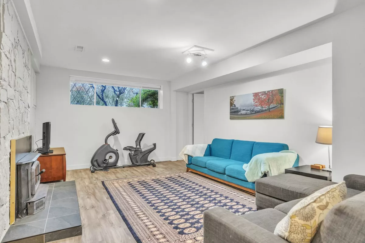 Loft / Bonus Room Photo of 3296 Institute Road, North Vancouver, BC