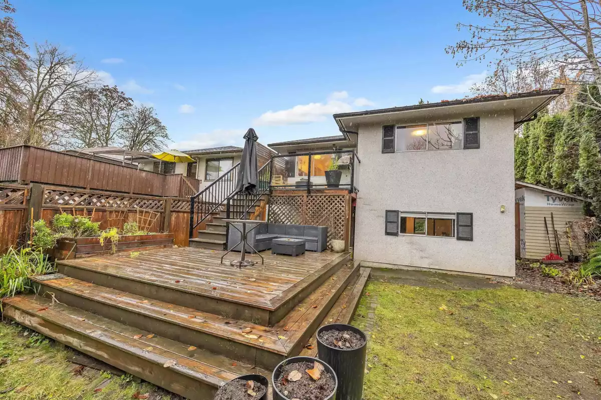 Outdoor Patio Photo of 3296 Institute Road, North Vancouver, BC