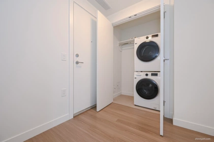 Walk-In Closet Photo of 604 618 Carnarvon Street, New Westminster, BC