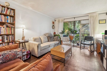 302 428 Agnes Street, New Westminster, BC, New Westminster — Apartment/Condo for sale