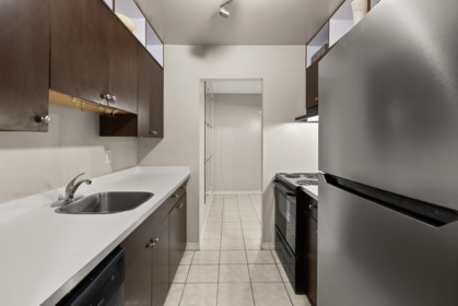 Primary Bathroom Photo of 218 8540 Citation Drive, Richmond, BC