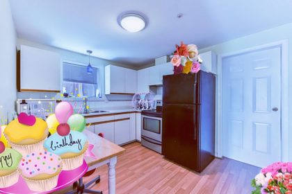 Kitchen Island Photo of 396 E 49th Avenue, Vancouver, BC