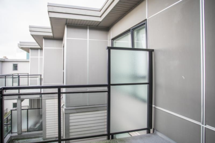 Guest Bathroom Photo of 417 7058 14th Avenue, Burnaby, BC