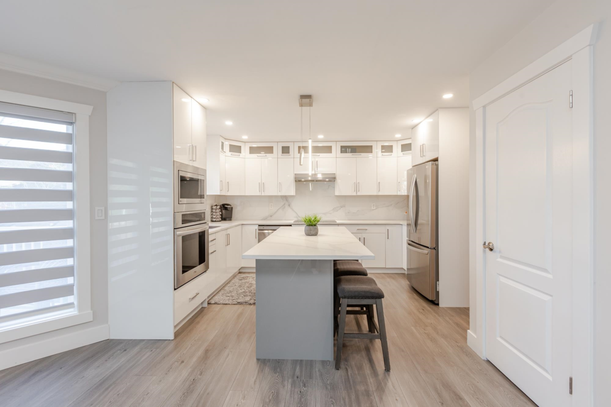 Breakfast Nook Photo of 11060 158b Street, Surrey, BC