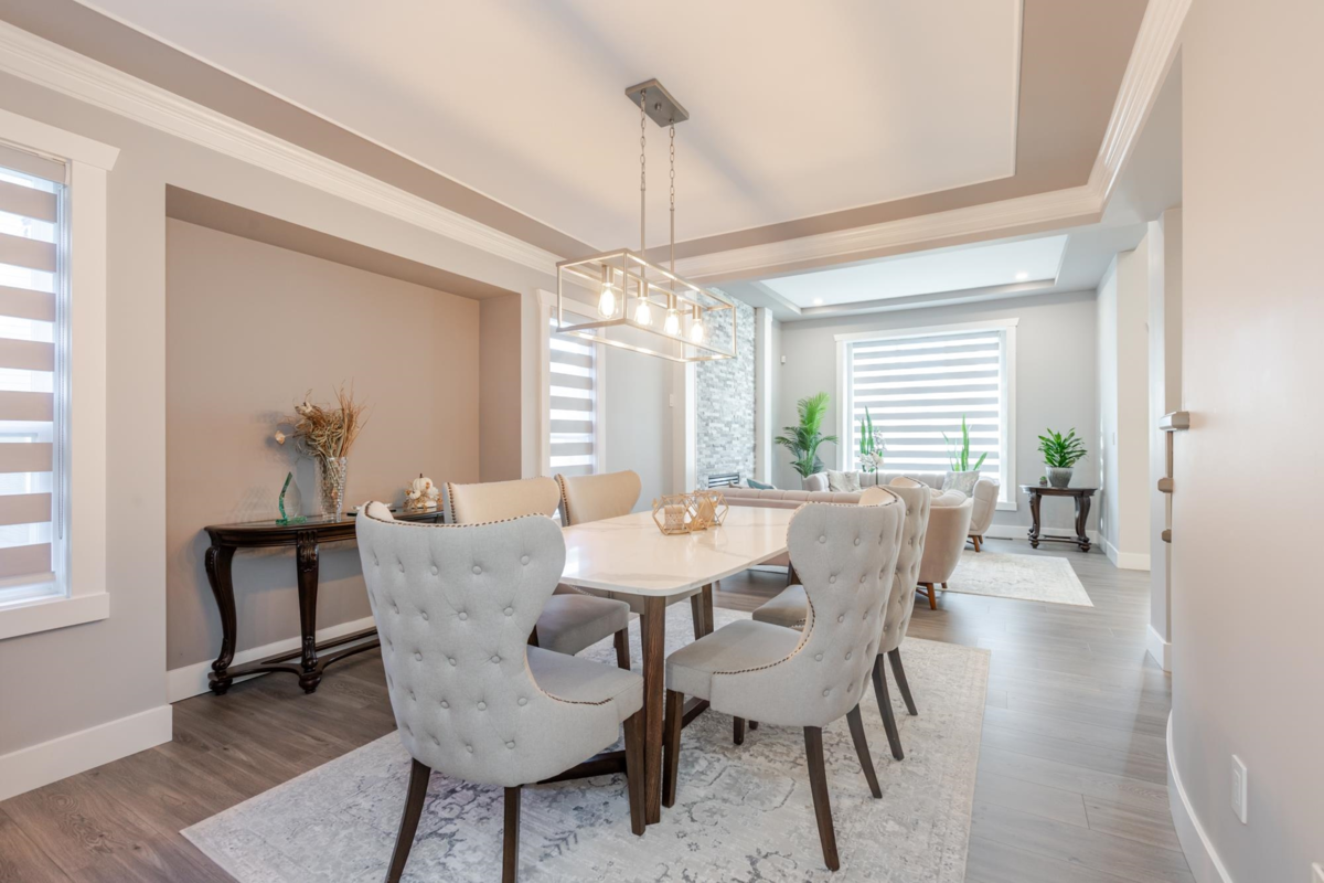 Kitchen Island Photo of 11060 158b Street, Surrey, BC