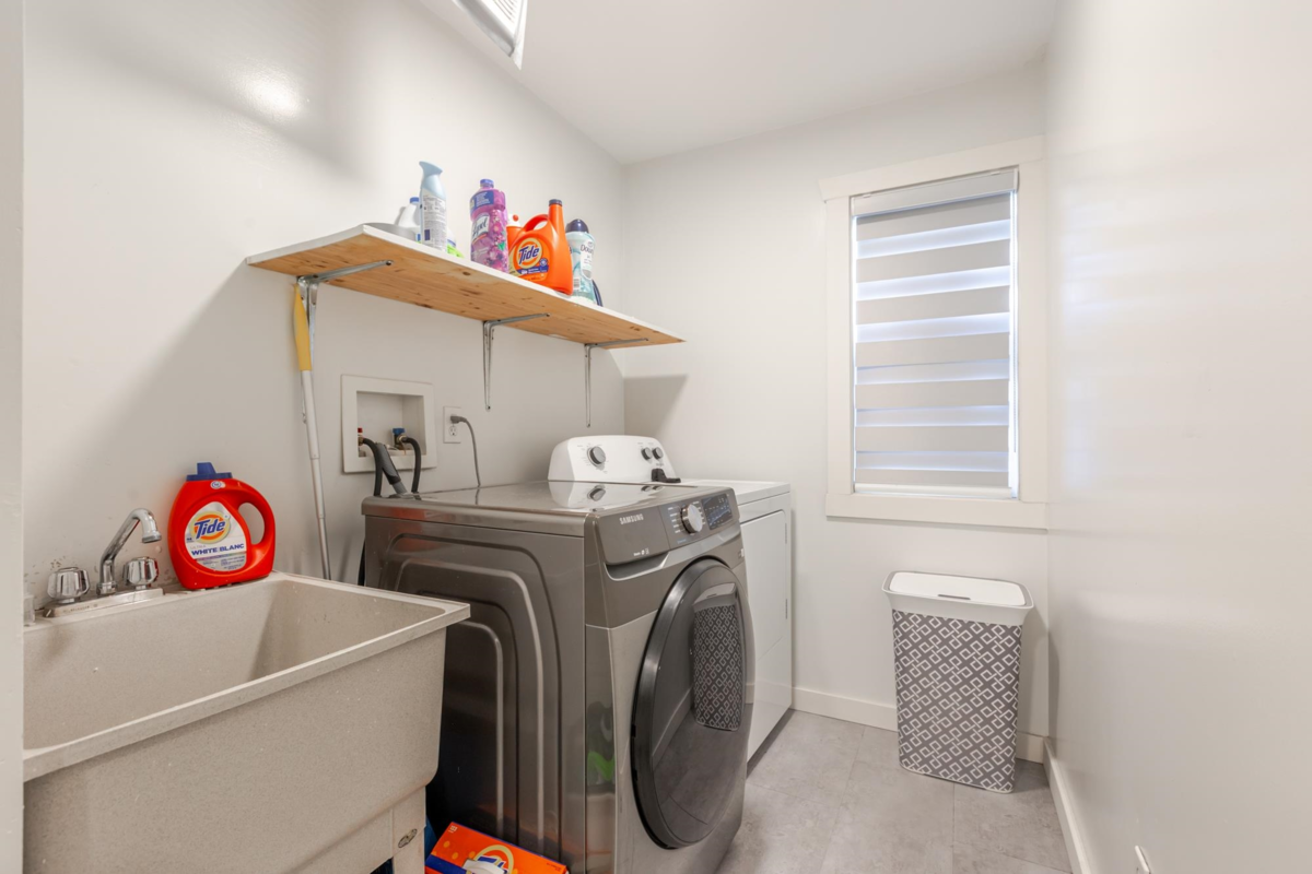 Loft / Bonus Room Photo of 11060 158b Street, Surrey, BC