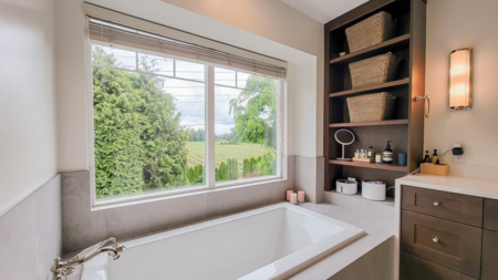 Laundry Room Photo of 3762 159a Street, Surrey, BC