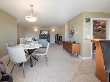 Breakfast Nook Photo of 5878 Medusa Street, Sechelt, BC